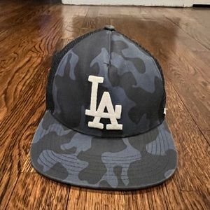 LA Adjustable hat camo blue great condition